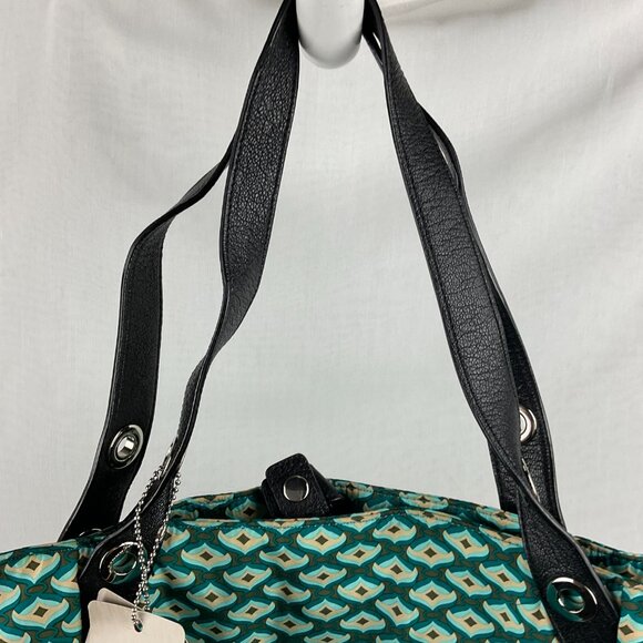 Echo Hand Bag - Picture 8 of 9